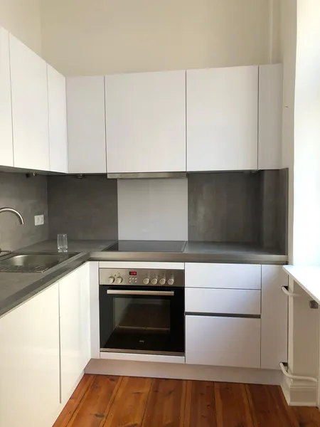 Kreuzberg Stilvolle, sanierte 2-Zimmer-Wohnung in Berlin — photo 1